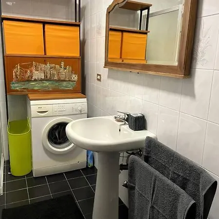 La Casa Dell'artista Apartment *